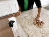 Comment nettoyer les plans de travail: quartzite, granit, stratifié, béton et autres plans de travail de cuisine