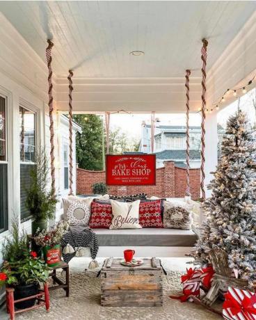 Houpací křeslo vánoční veranda ozdoby na vánoční stromeček