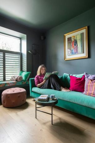 Proctor House: Η Anna και ο John χρησιμοποίησαν τις δεξιότητές τους ως καλλιτέχνης και αρχιτέκτονας σε μια πολύχρωμη μεταμόρφωση του σπιτιού τους στο Battersea
