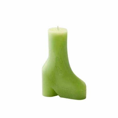 Žalia bato formos žvakė