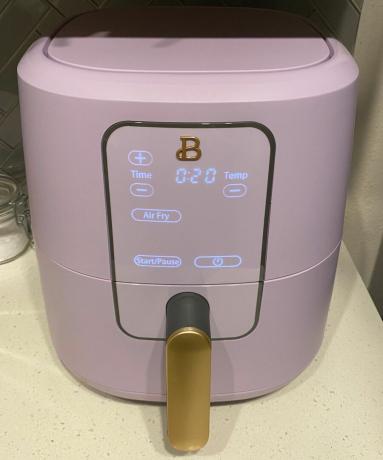 დრიუ ბერიმორის ულამაზესი ჰაერის ფრიერი ბეილი კეინის სამზარეულოში