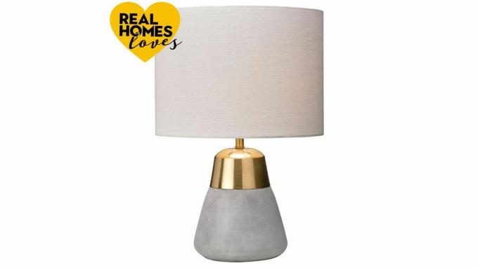 Geriausia stalinė lempa, kurią galite nusipirkti: „Village At Home Jasper“ stalinė lempa