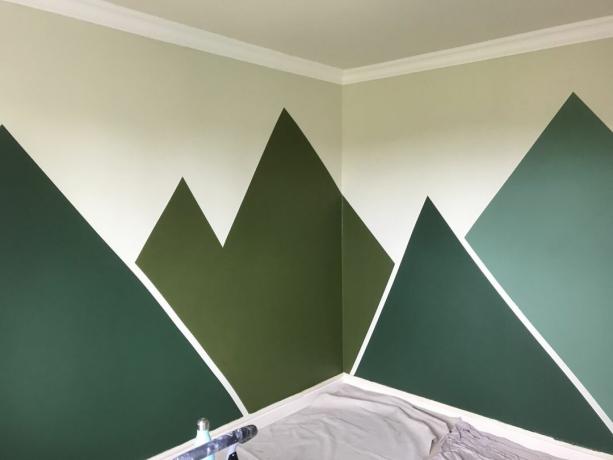 Лесна идея за боядисване в детска спалня