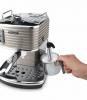 Test de la machine à café expresso De'Longhi Scultura ECZ351