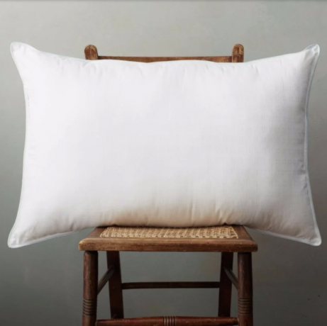antialergijski jastuk koji je savršen prekidač za pripremu doma za sezonu alergija namakanjem i spavanjem