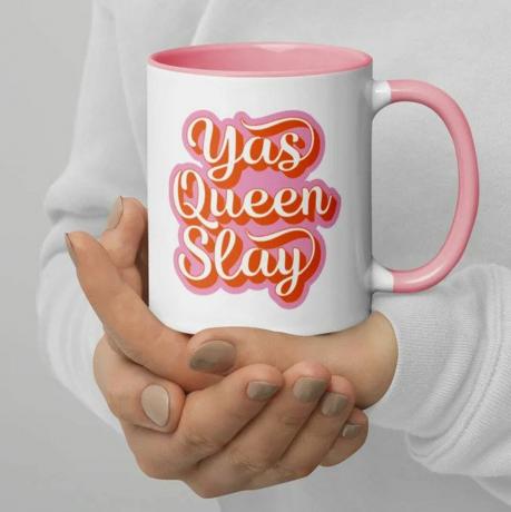 Įspūdingas rašybos klaidų puodelis su rožine spalva