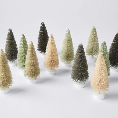 Bottlebrush Mini-Weihnachtsbäume in Grün und Creme