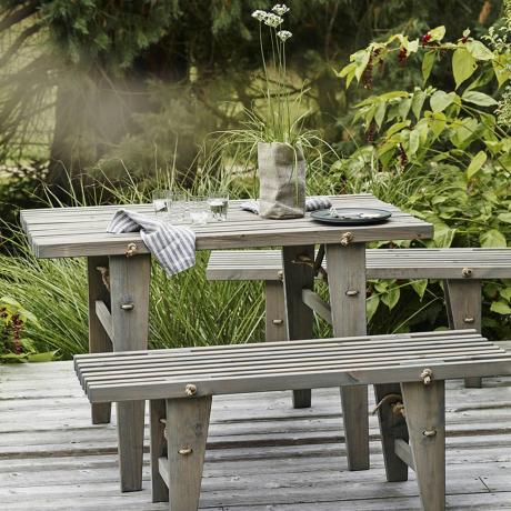 Harmen Outdoor pieni puutarhapöytä tai penkki