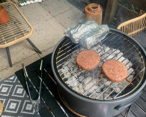 BergHOFF Barbecue da tavolo per cucinare mais e hamburger