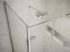 Cómo limpiar puertas de ducha de vidrio: elimine las manchas de agua dura y la espuma de jabón de forma natural