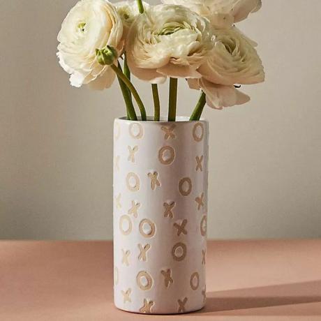 ハグとキスのデザインの陶器の花瓶