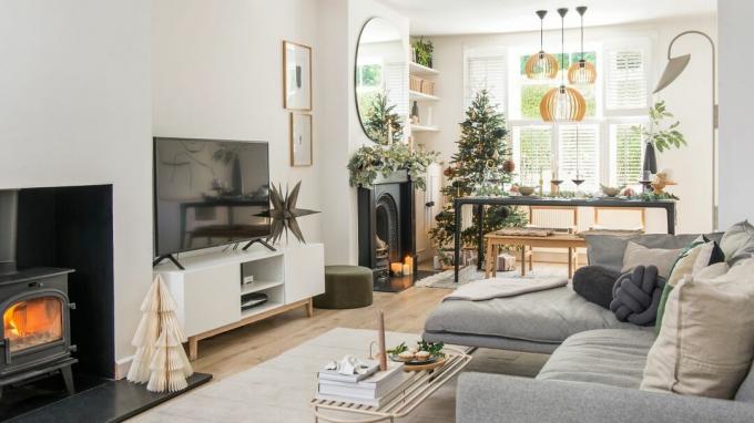 Dekorasjon med danskdesignede stykker, naturlige materialer og mange taktile teksturer har satt hjerte og sjel i Katie og Russells stilfulle hjem