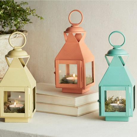 Roztomilé mini vonkajšie lampáše v rôznych pastelových farbách