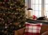 7 Χριστουγεννιάτικα μαξιλάρια H&M που αγοράζουμε αυτή τη Black Friday