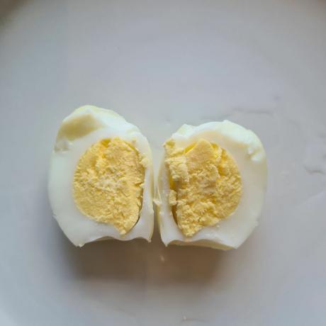 Hava fritöz sert haşlanmış yumurta