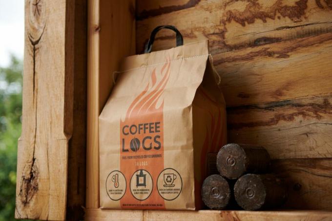 Biocombustível Coffee Logs