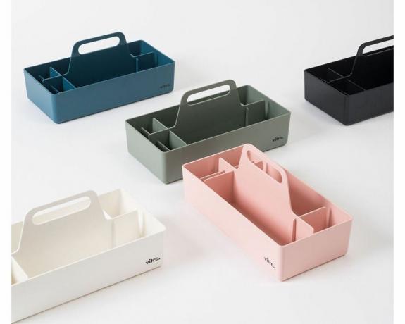 Izbor stolnih organizatora u stilu vitra alatne kutije u ružičastoj, bijeloj, kaki i plavoj boji