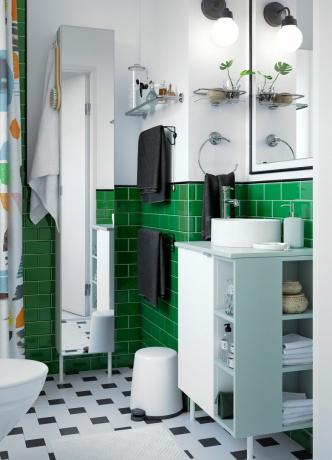 Banheiro pequeno por Ikea