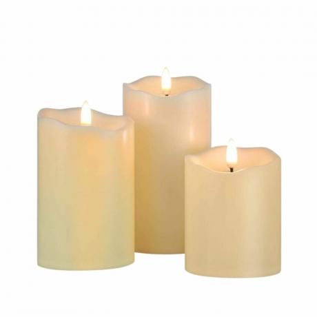 Trijų beliepsnių žvakių rinkinys