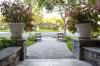 前庭の造園アイデア – あなたの家のための 16 の鮮やかなデザイン
