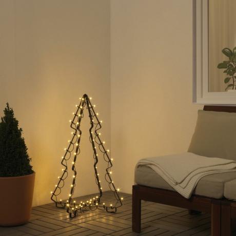 Vonkajší LED vianočný stromček z Ikea