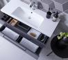 Kā sakārtot zem vannas istabas izlietnes – 10 ekspertu idejas, lai šī telpa būtu sakārtota