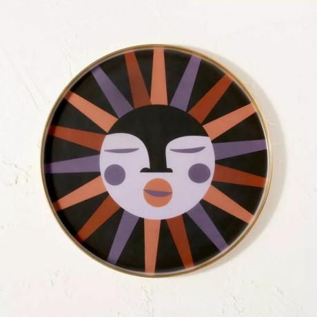 Декоративна кругла таця з грайливим дизайном сонечка