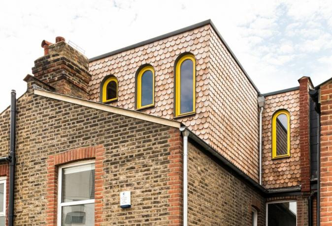 Kuzey Londra'daki Viktorya dönemine ait bir evde bulunan bu çatı katı, Office S&M'in büyük ölçekli genişletme ve yenileme projesinin bir parçasıdır.
