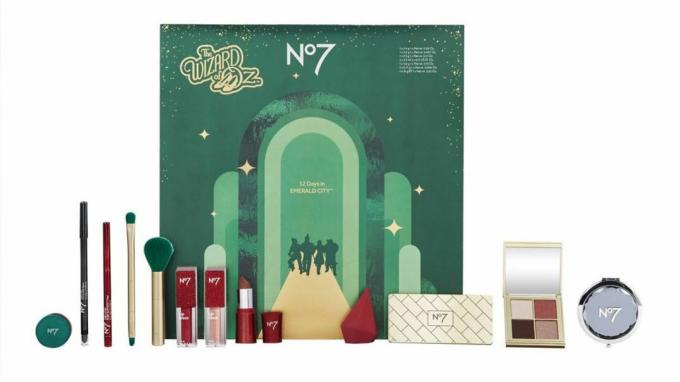 El mejor calendario de adviento de belleza económico: No7 Wizard of Oz 12 Days in Emerald City Beauty Calendar