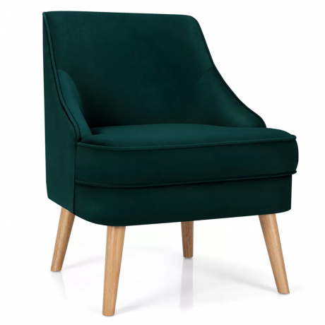 Μια πράσινη βελούδινη καρέκλα με έμφαση από την Target