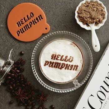 Sophia Victoria Joy personalizētais “Hello Pumpkin” Latte trafarets