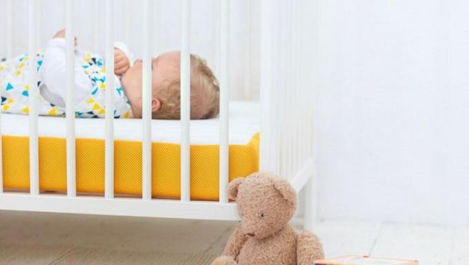 eve posteljna žimnica: najboljša vzmetnica za otroško posteljico