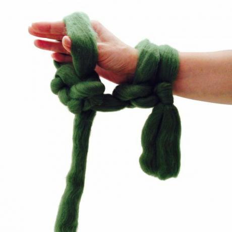 วิธีการถักผ้าห่มแบบชิ้นหนาด้วยการถักแขน