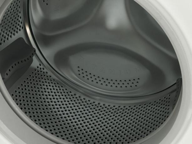 ao.com에서 판매하는 Indesit 세탁기는 무료 세제 제공과 함께 효율적이고 사용하기 쉽습니다.