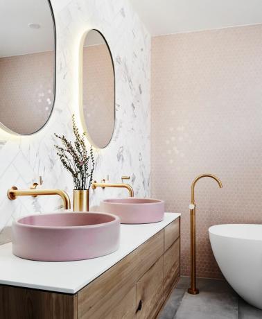 růžová schéma koupelny s marností od interiérů norsu
