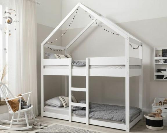 Коттедж Sofie с двухъярусной кроватью в белом цвете