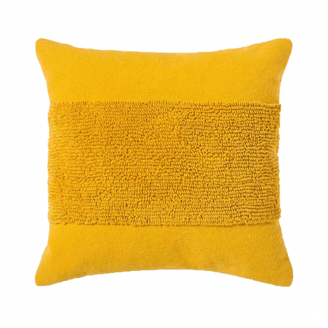 Ryškiai geltona pagalvėlė su kuokštinėmis detalėmis