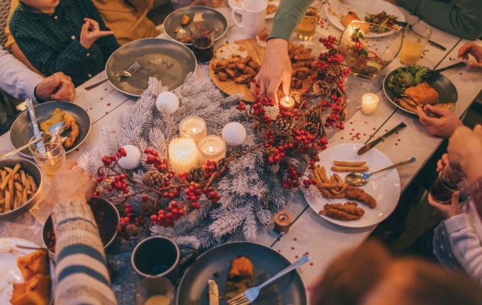 χριστουγεννιάτικο τραπέζι με Getty Images