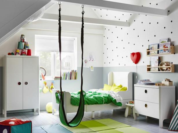 „Ikea“ miegamasis su žaidimų erdve